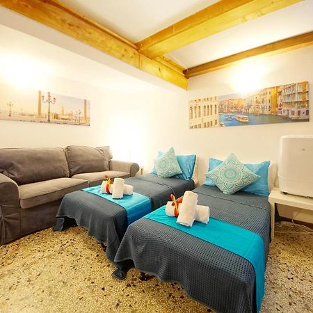 Campo San Polo Apartment Rialto Venesia Bagian luar foto