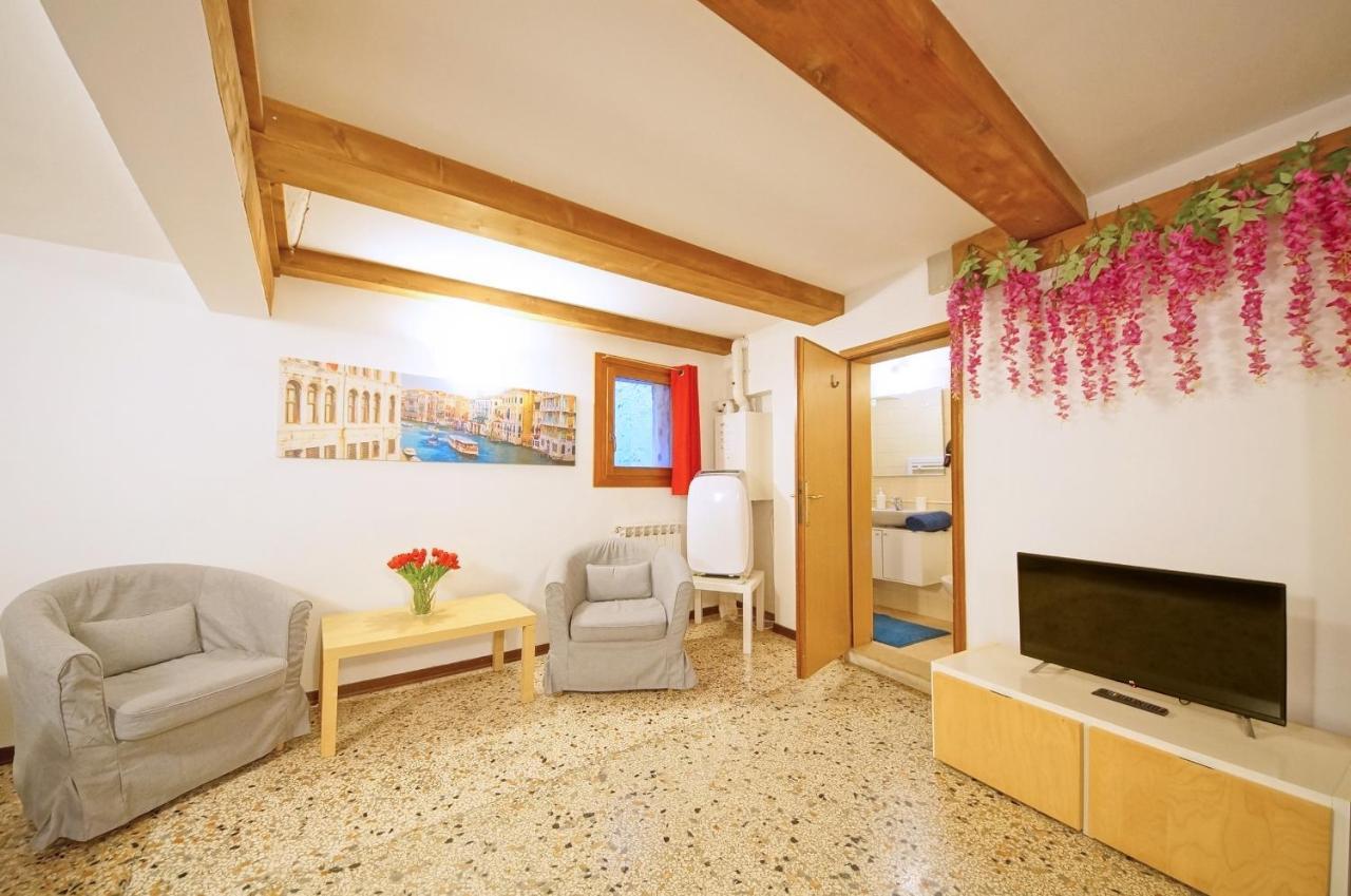 Campo San Polo Apartment Rialto Venesia Bagian luar foto