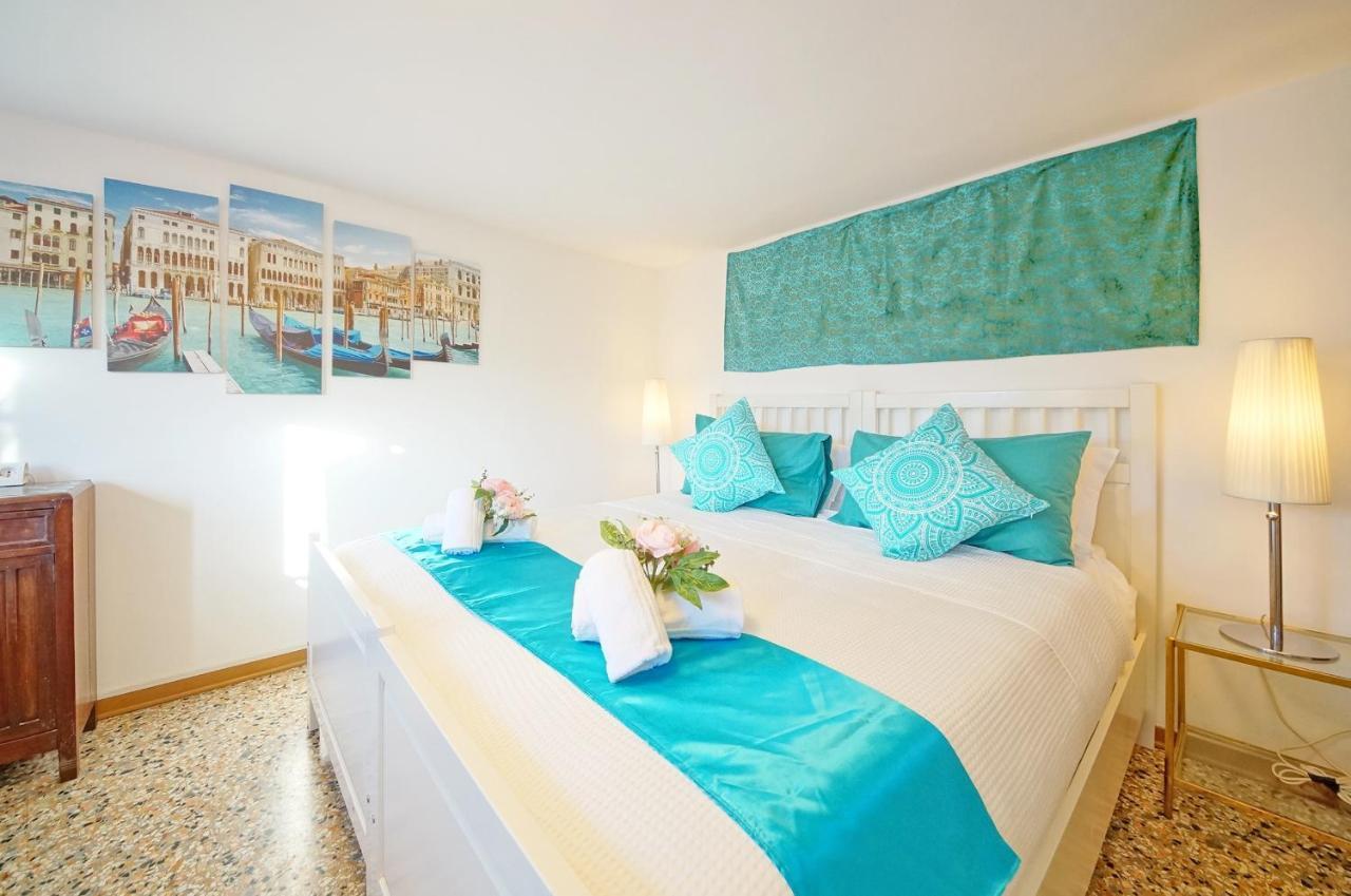 Campo San Polo Apartment Rialto Venesia Bagian luar foto