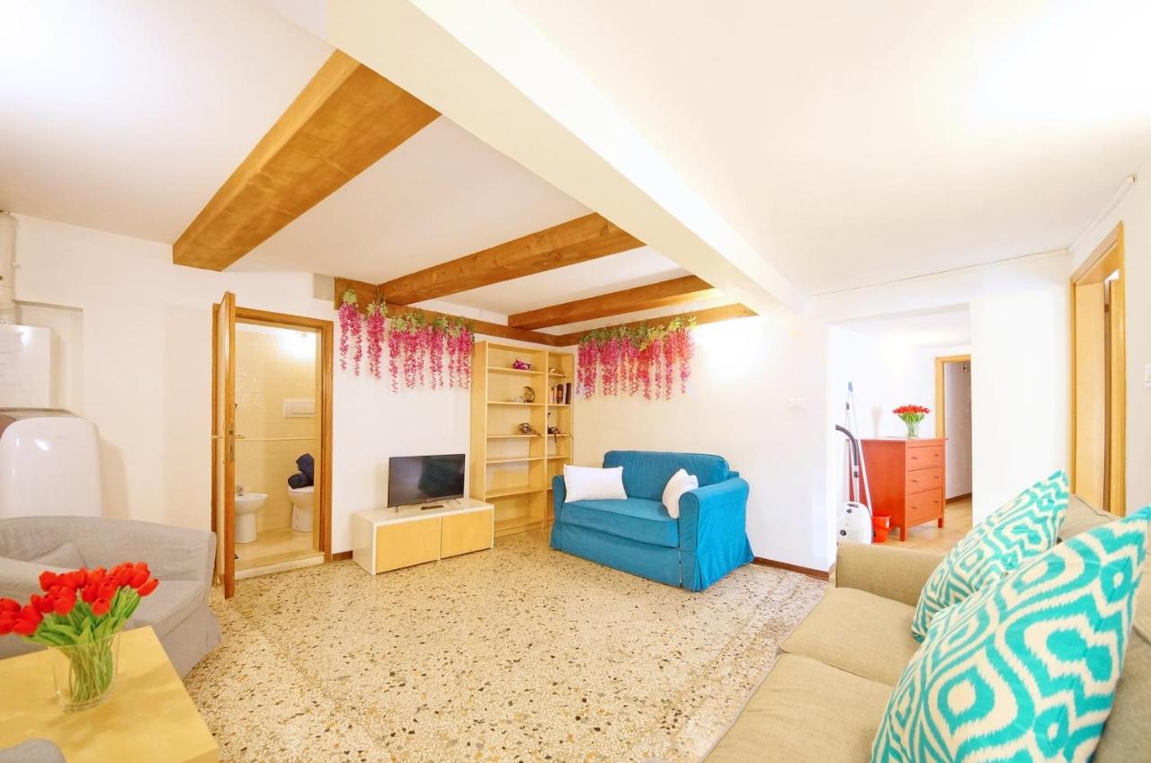Campo San Polo Apartment Rialto Venesia Bagian luar foto